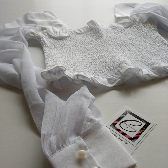 Chiffon long sleeve crop top with cuffs. - Picture 2 of 5